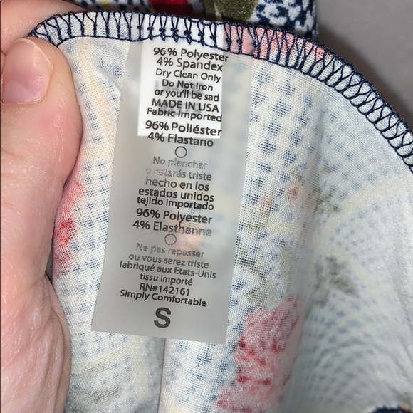 Lularoe Small Shirley *NWT* - Picture 3 of 3